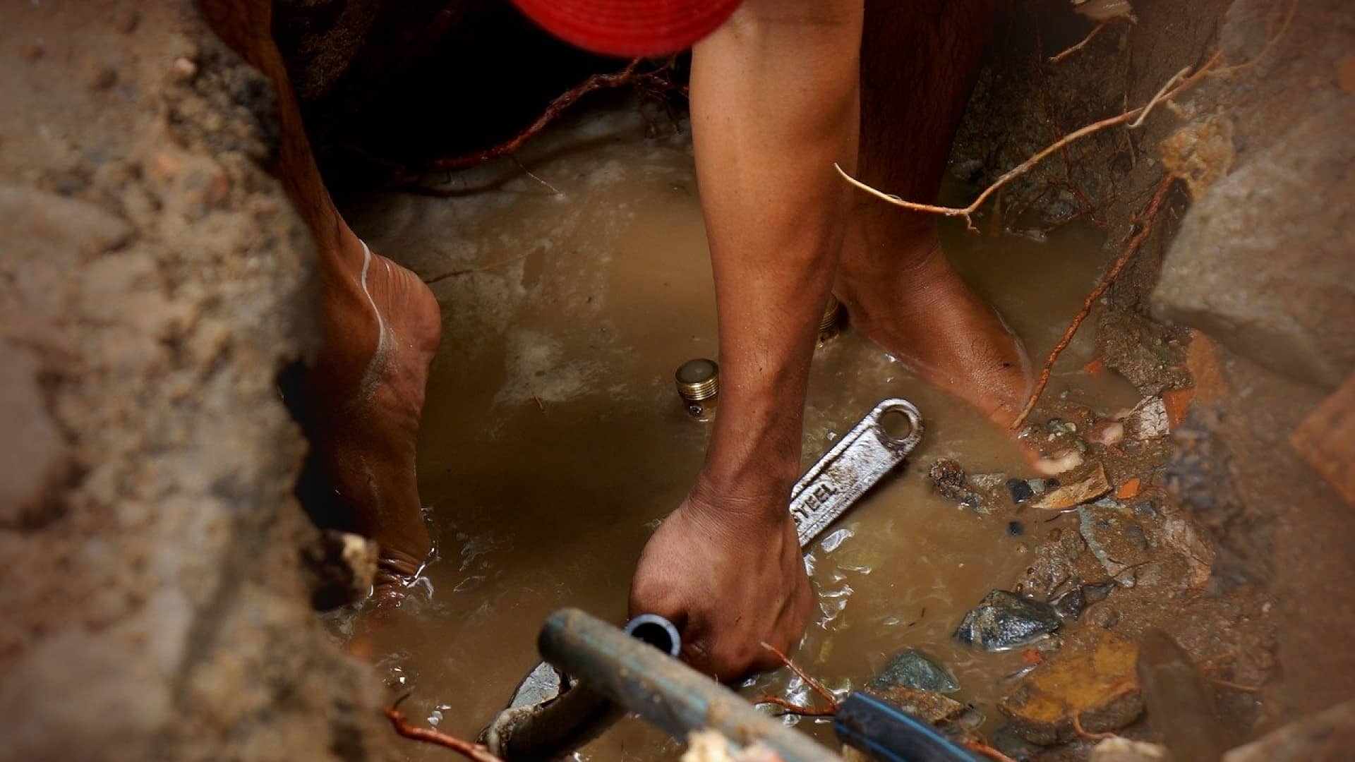 Comment réparer une fuite d’eau dans la salle de bain ?