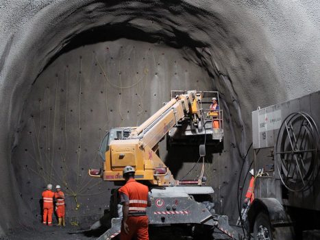 Quel est le vêtement adapté pour le travail de maçon ?